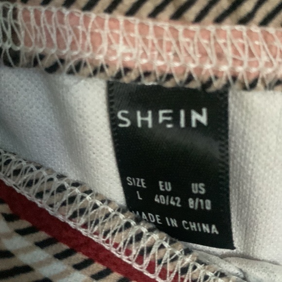 Shein mini skirt - Picture 4 of 6